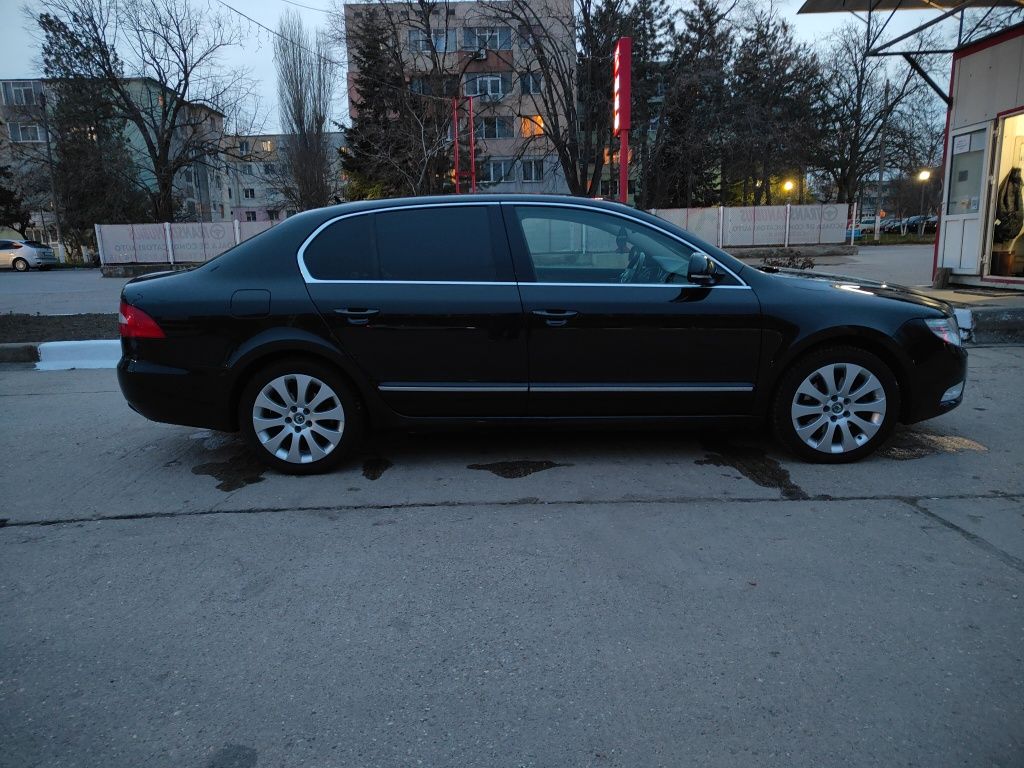 Vand Skoda Superb 2 ! 2010