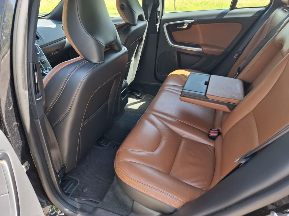 Volvo V60 2.4 D+ hybrid