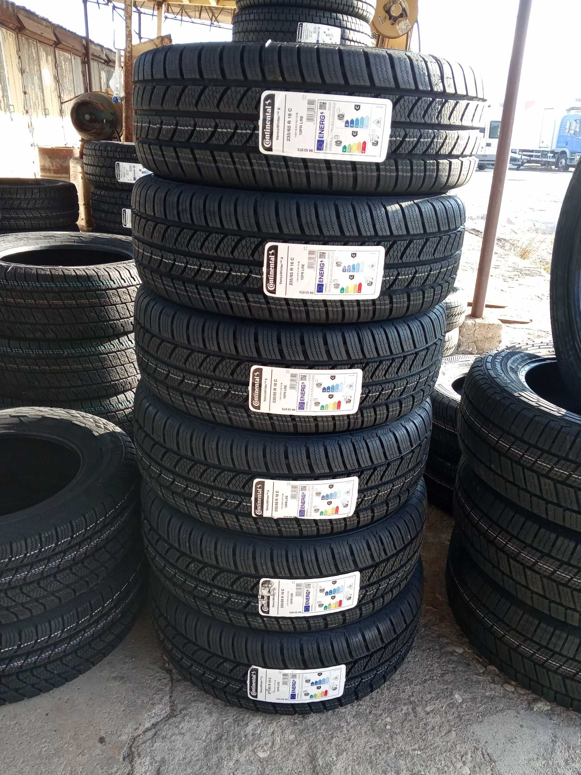Нови 235/65R16C Continental VancoWinter2 118R 10PR DOT4524 330лв.С ДДС