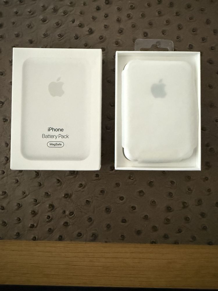 Iphone battery pack