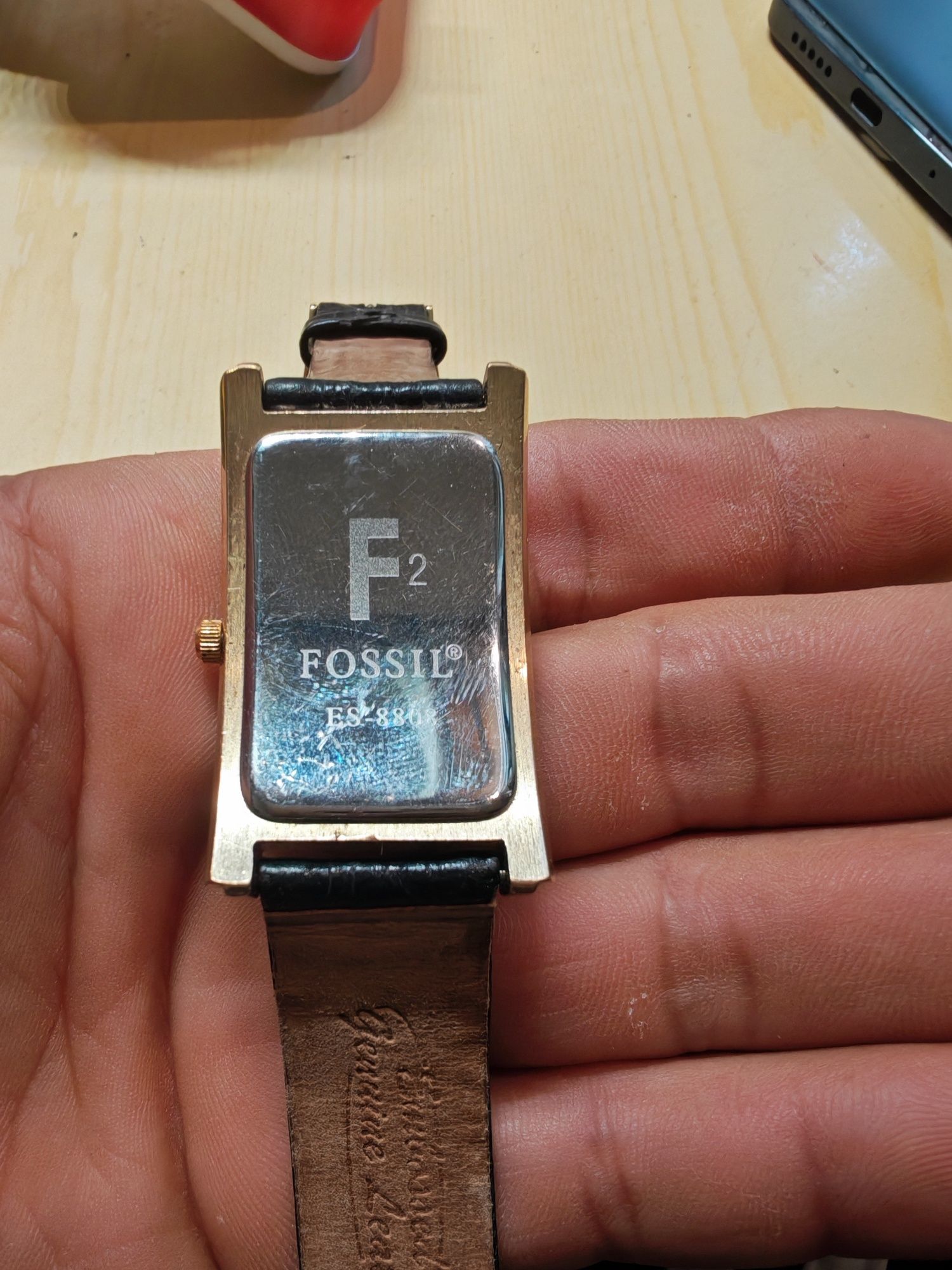 Часовник Fossil оригинал