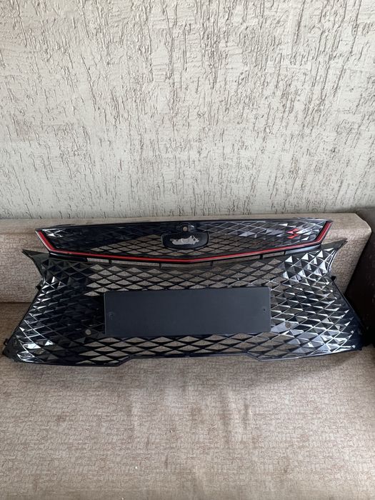 Решетка бампера geely coolray 2024