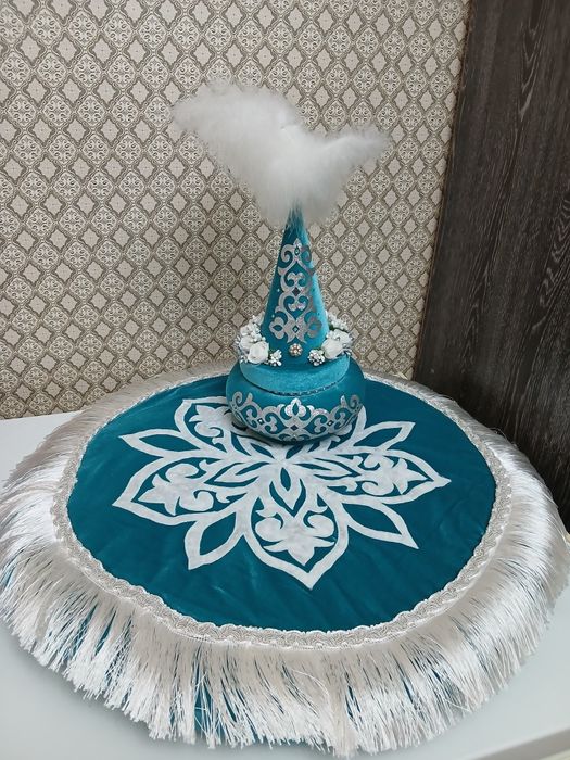 Сәукеле+көрпеше +қоржын ПРОКАТ