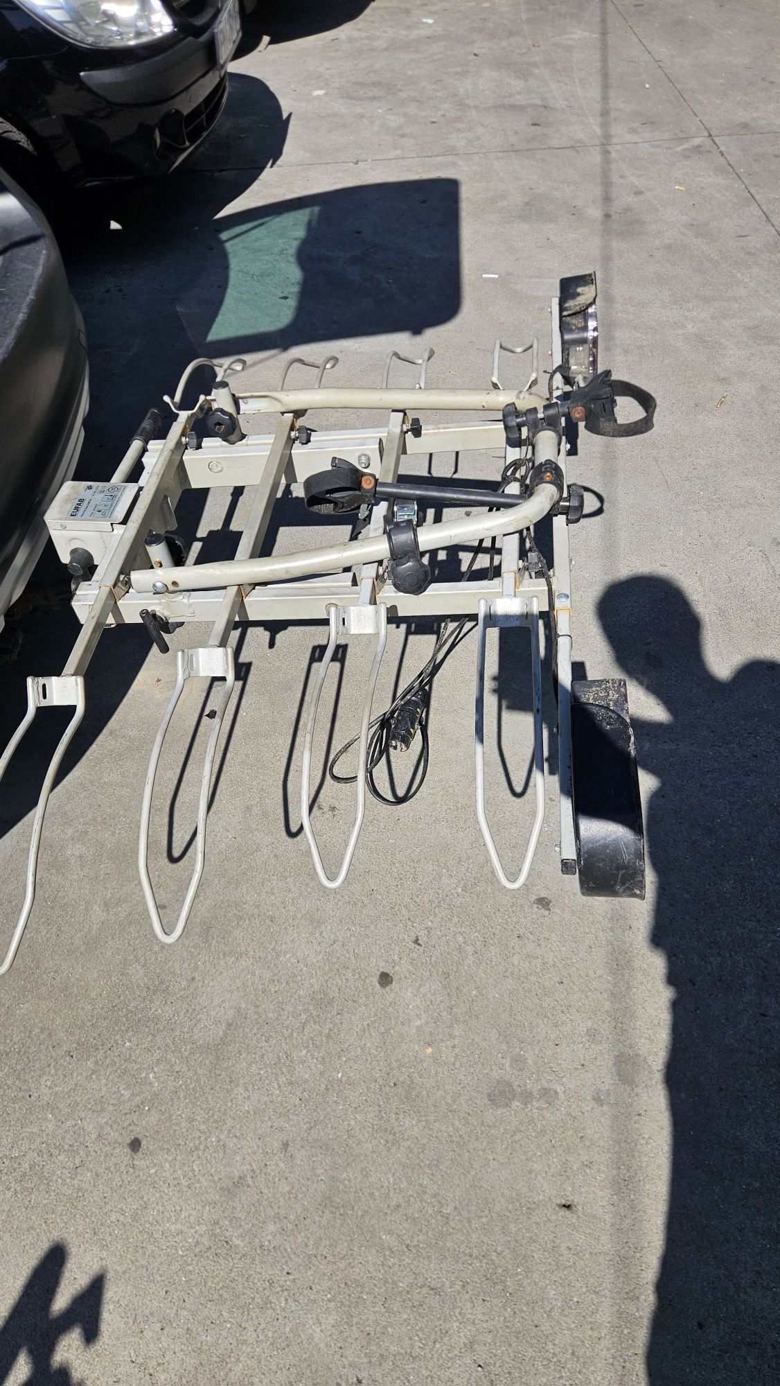 Suport 2 sau 4  biciclete thule bmw Mini ,passat pe carlig