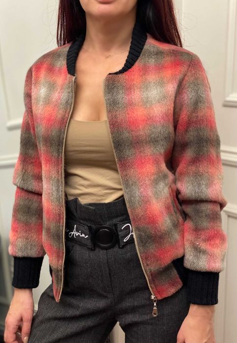 AVIN ново лимитирано вълнено яке бомбър размер S