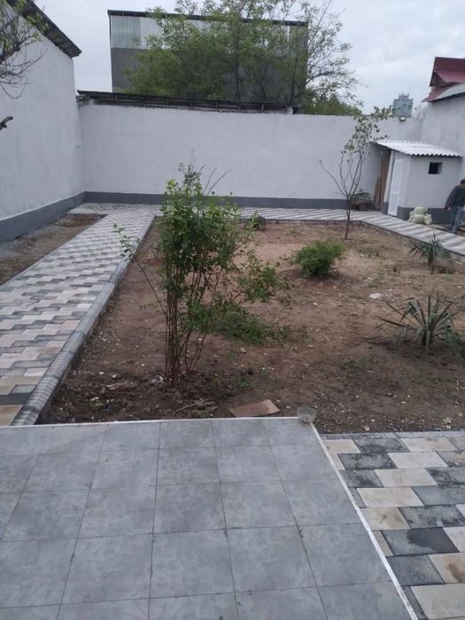 Сдается 2 ком Участок Дом. Рядом с Посольство России. Глинка