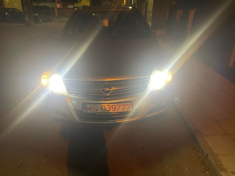 De vanzare opel astra h 2008 1.6 bezina