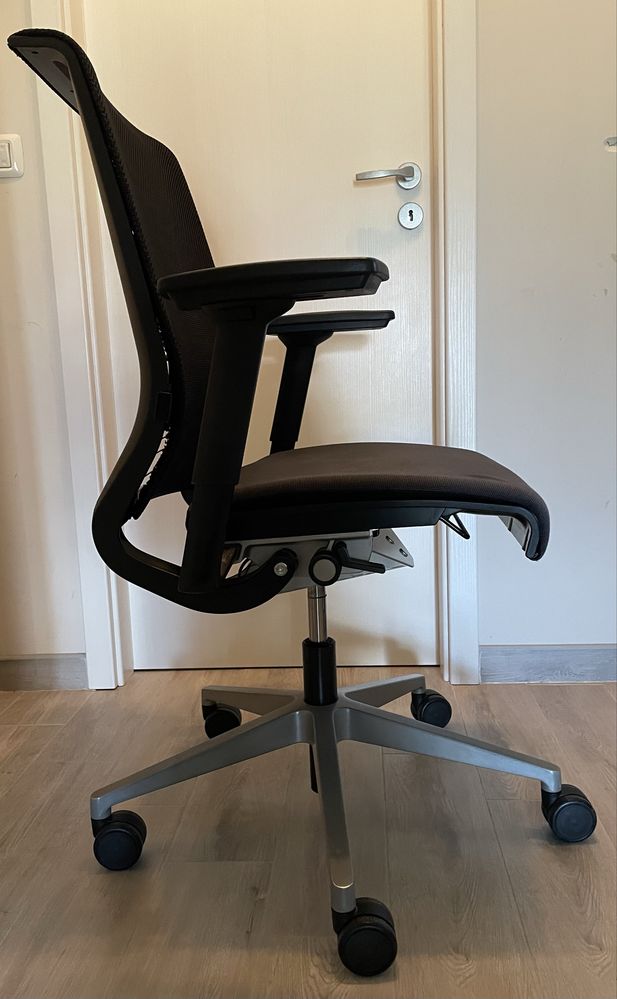 Steelcase Think