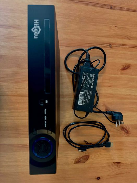 NVR / DVR Hiseeu H5NVR P4 PoE 4 canale H265 4MP + accesorii complete