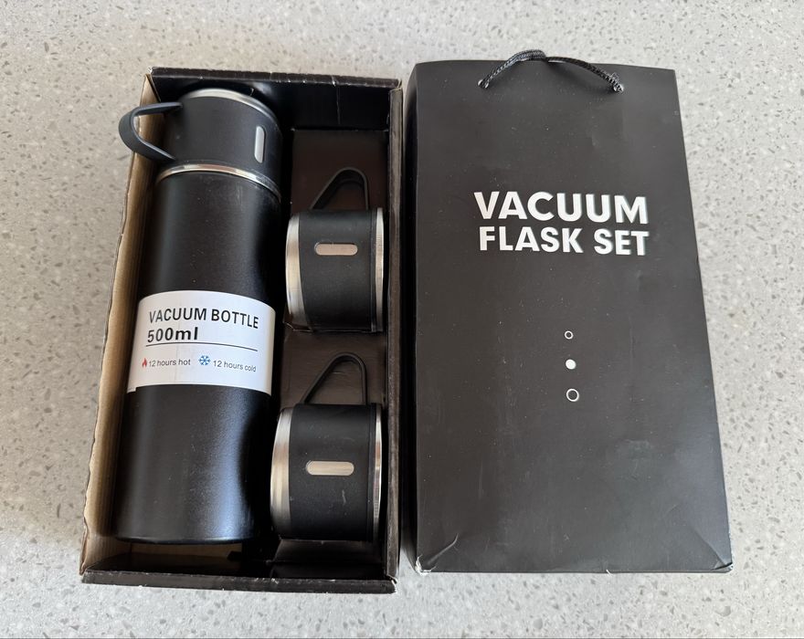 Новый набор: термос и 2 кружки. Срочно