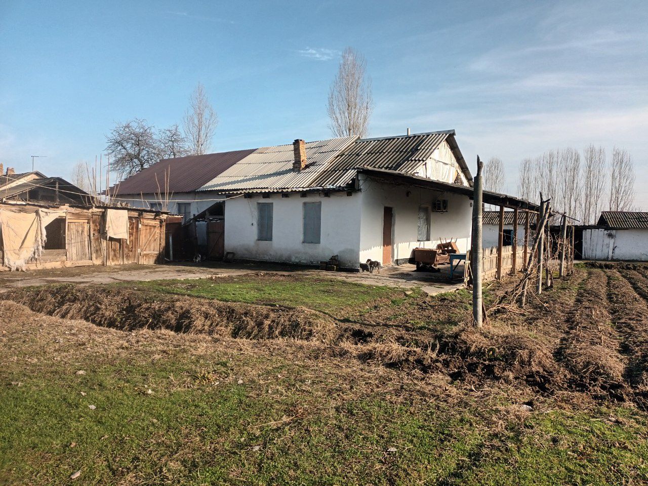 Продается Дом с большим огородом