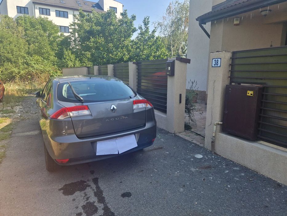 Renault Laguna primul proprietar, carnet de revizii