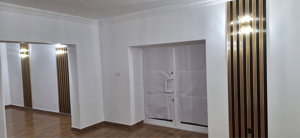 Ofer spatiu comercial spre inchiriere