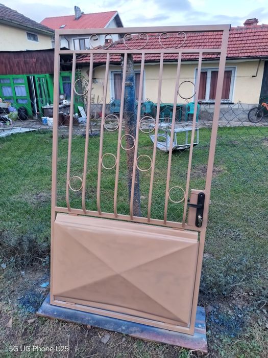 Външна врата/ порта