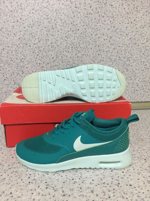 ОРИГИНАЛНИ ** Nike Air Max Thea Radiant Emerald Fiberglass