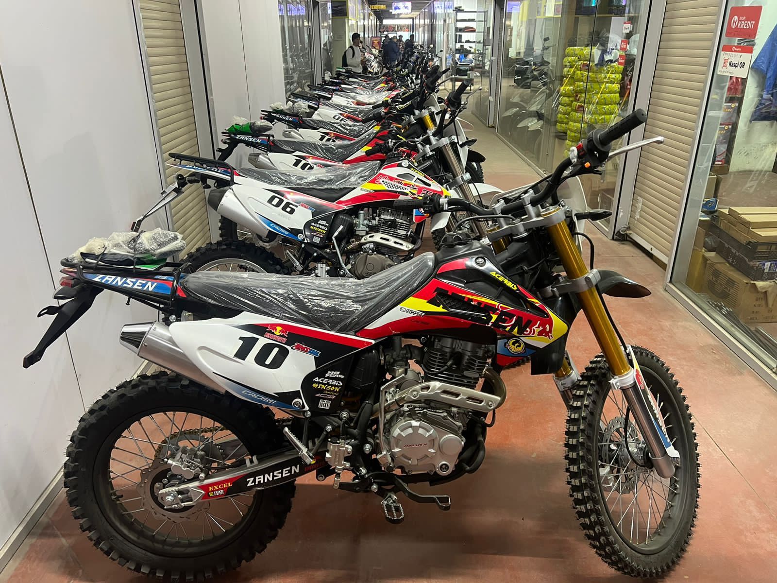 Мотоцикл Оралда тур