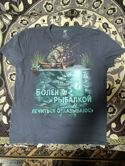 Продам футболку Болен рыбалкой