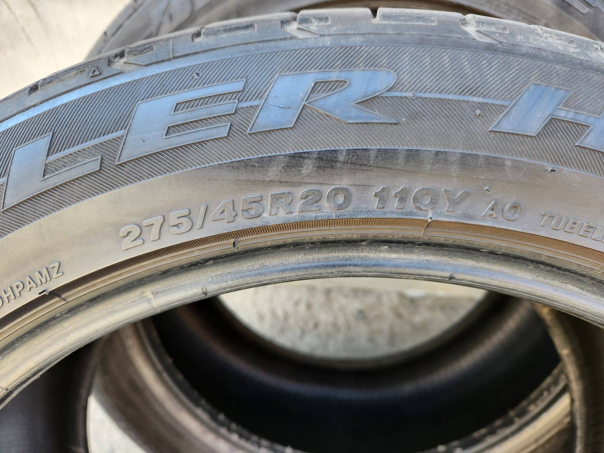 Шины Bridgestone 275/45 R20 летние