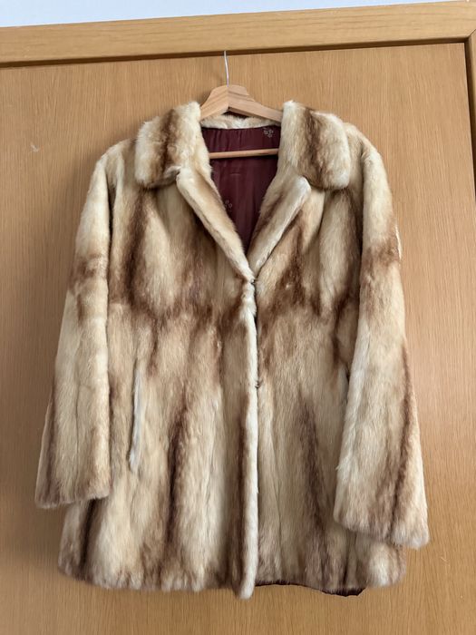Haina de blana de nurca