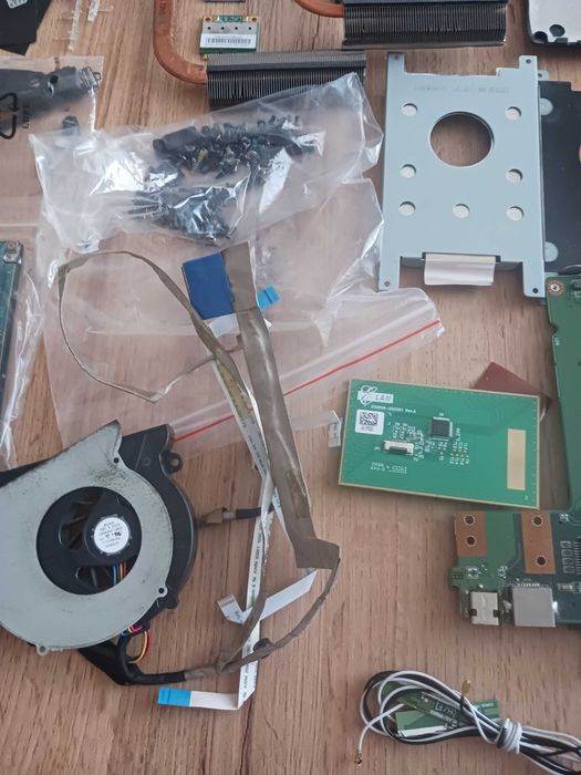 Компютърни части ASUS K52J