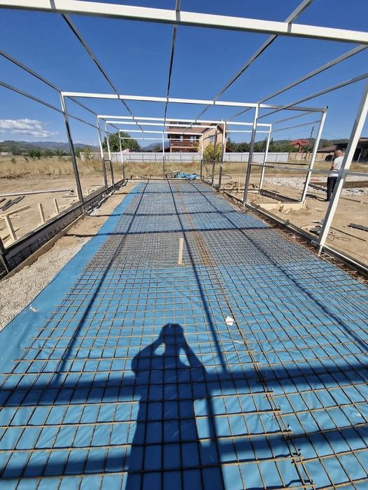 Vand construim garaje auto pe structura metalica