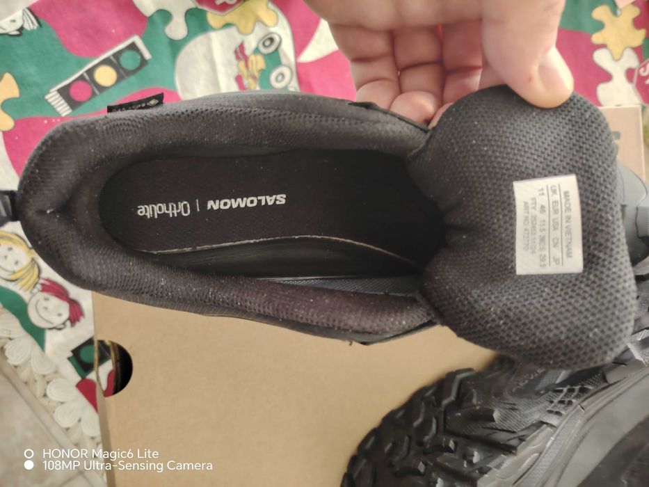 Продавам маратонки SALOMON Gore-tex