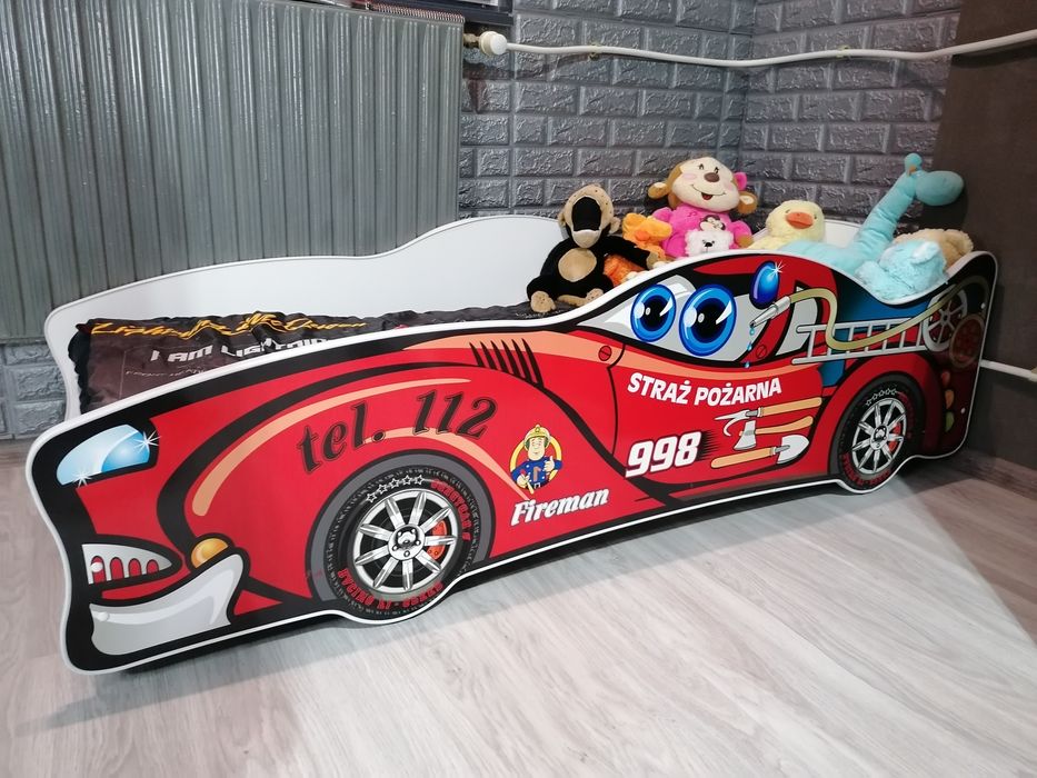 Детско легло кола с матрак + подаръци!