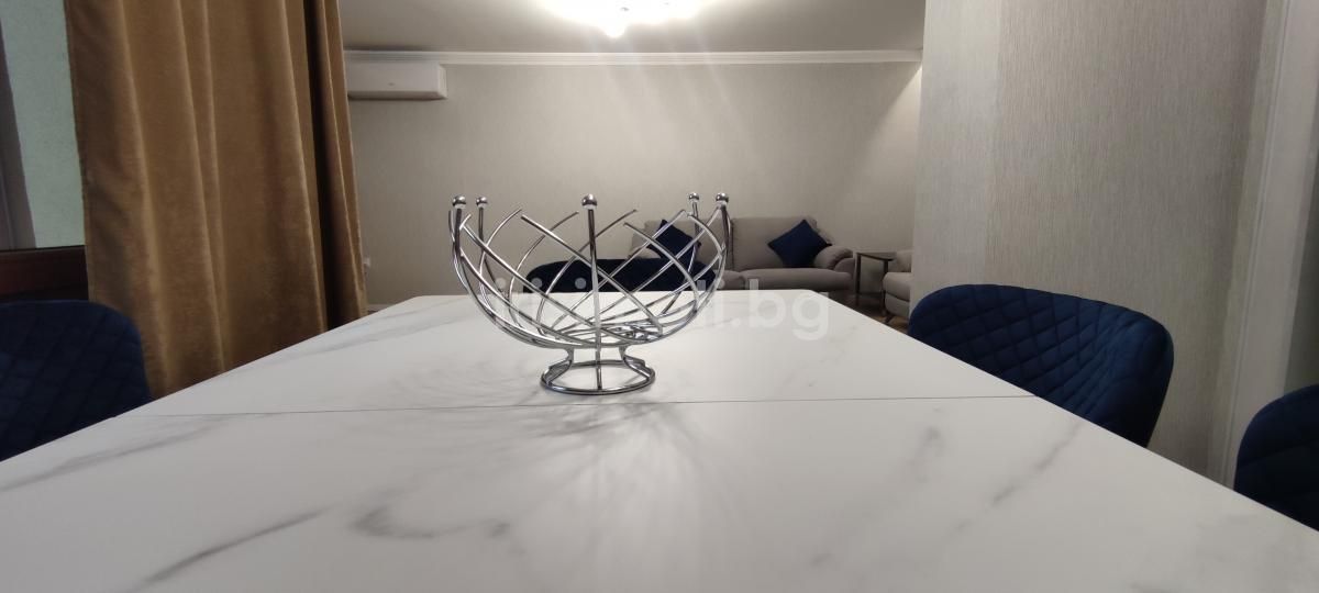 Дава се под наем Четиристаен апартамент в София, Бояна - 120 кв.м за 1100 € - Снимка #9