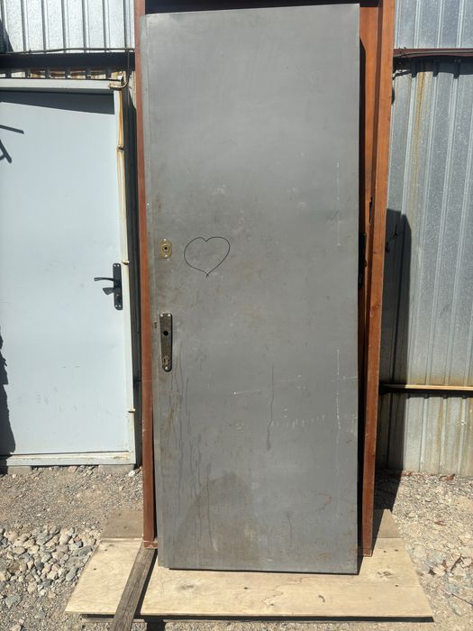 Продам двери не дорого