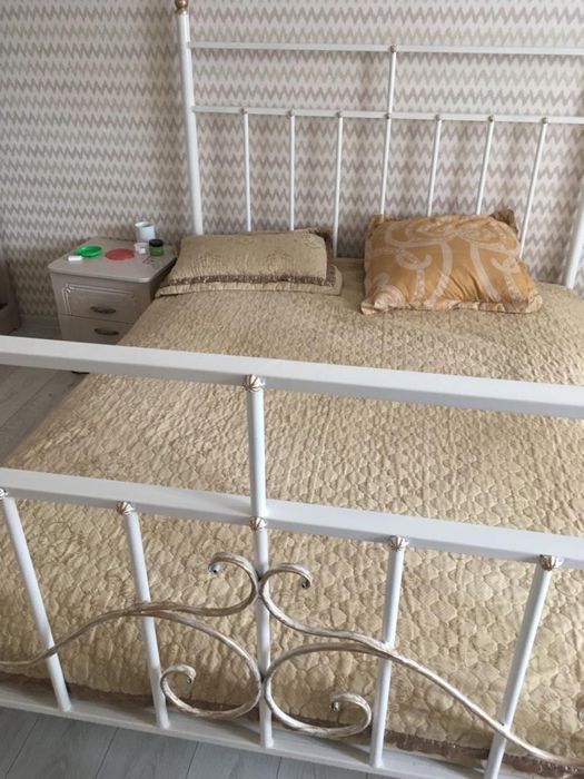 Кованные кровати
