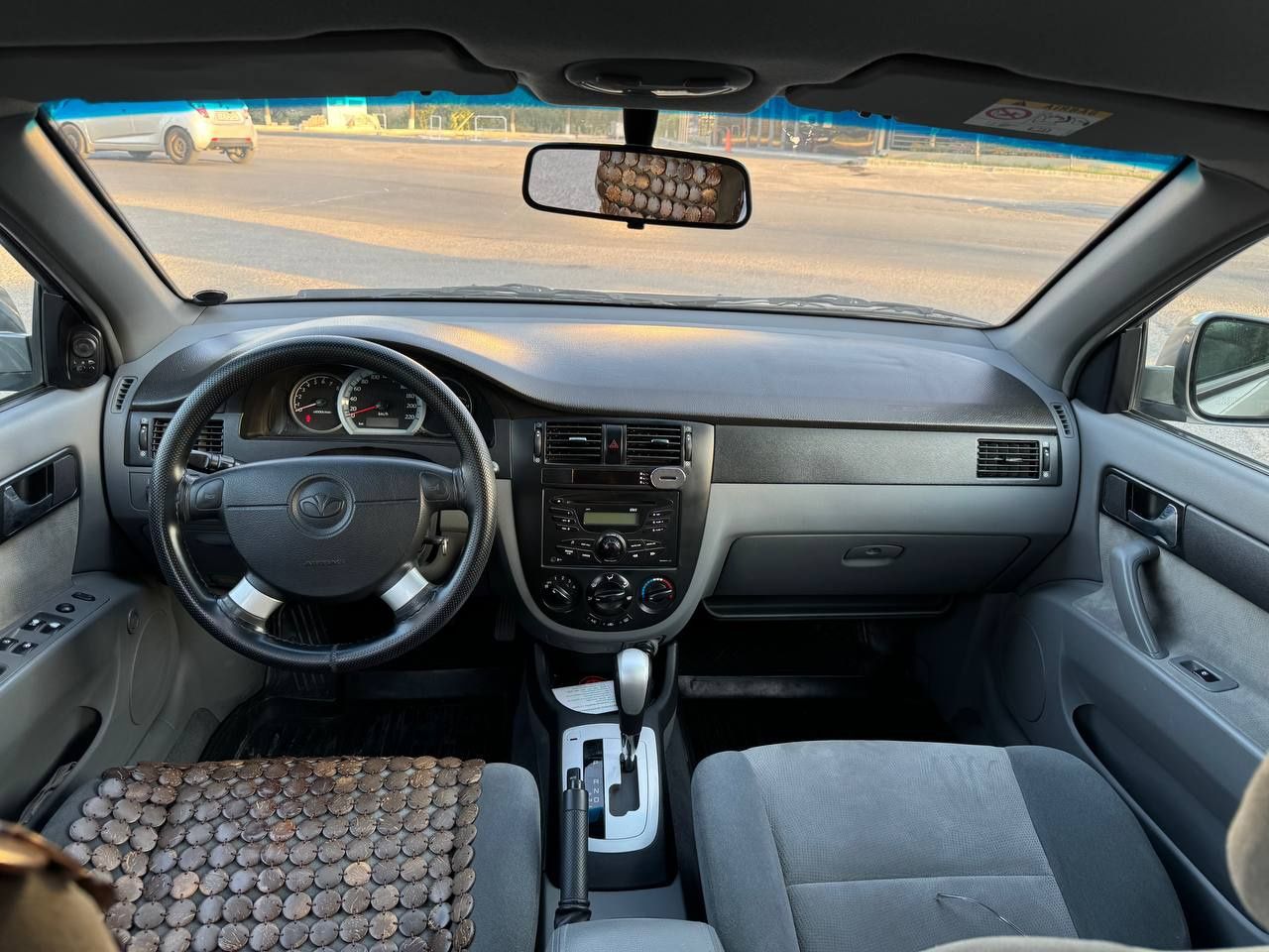 Jentra  2014yil 7700$