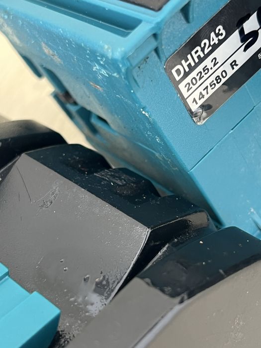 Makita DHR 243 rotopercutor 2025