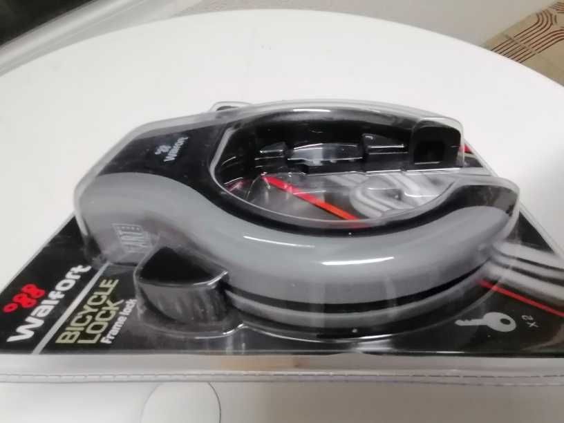 Катинар ключ за рамка на велосипед.