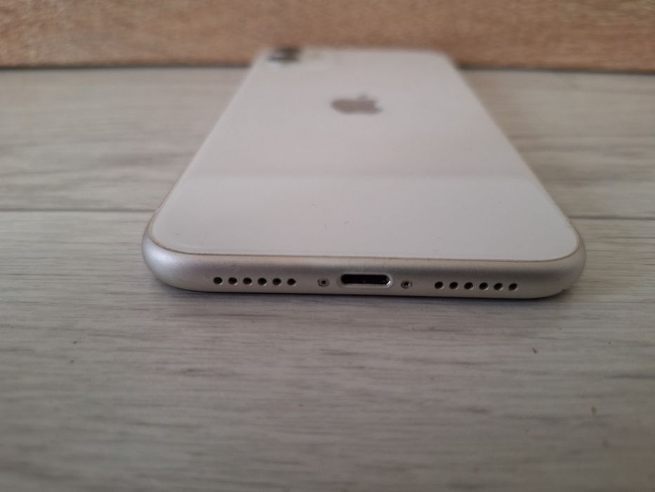 iPhone 11 продается