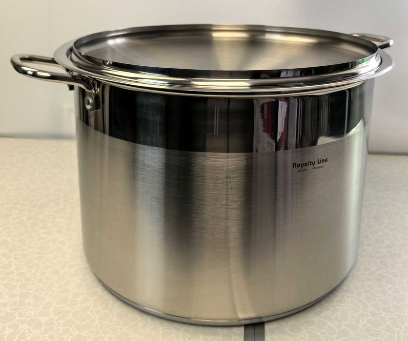 Oala inox 34x24 cm 22 litri cu capac metal 260 lei