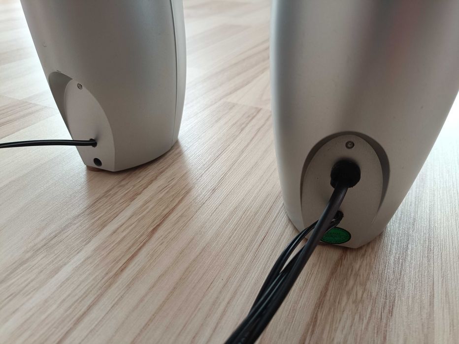 Тонколонки за компютър - Delux