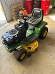 Tractoras tuns iarba john deere 15cp