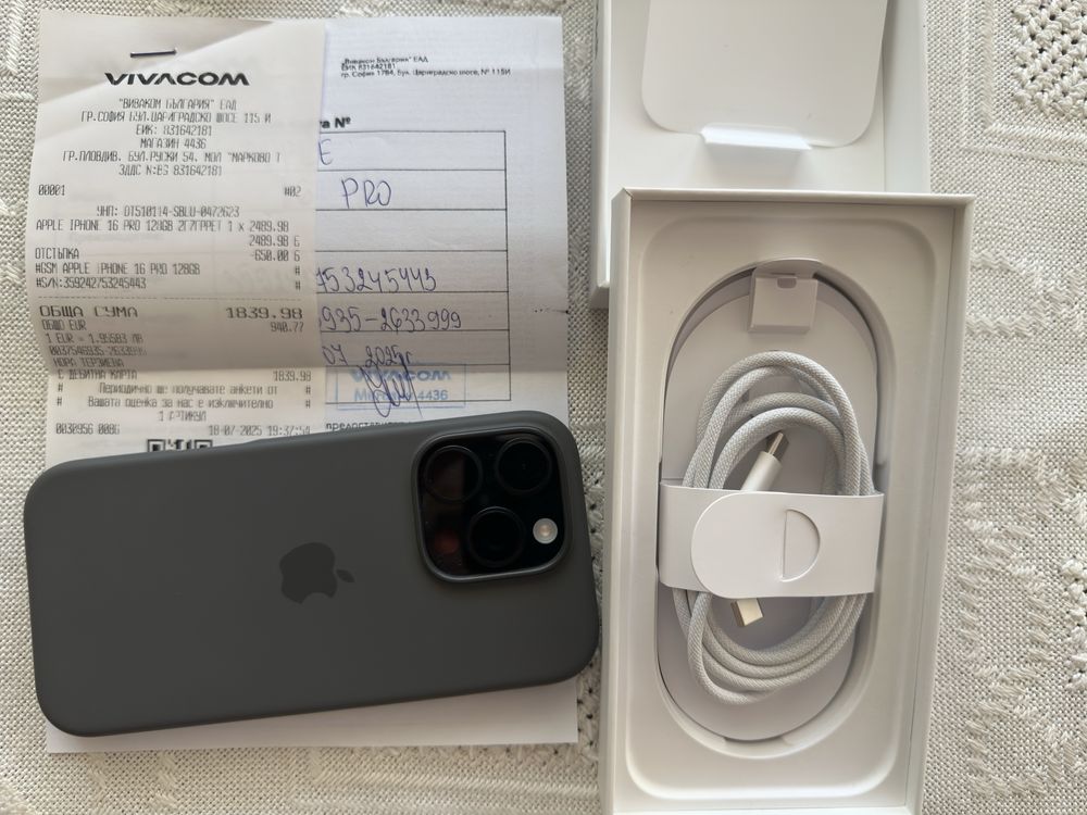 Apple Iphone 16 pro 128GB (цвят-графит) за подарък