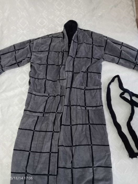 Халат банный мужской теплый раз 52 -54 недорого в отличном состоянии