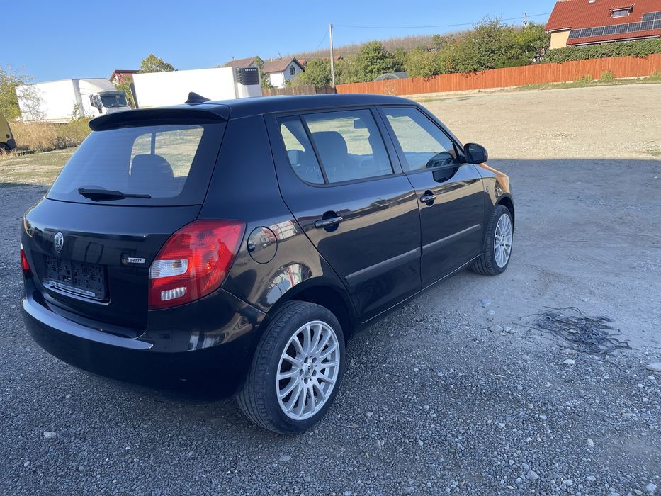 Skoda Fabia 1.2 MPI,navigatie,Klima,geamuri electrice