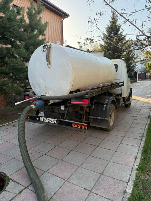 Услуги Ассенизатора Откачка септика Вакум Откачка биотуалетов