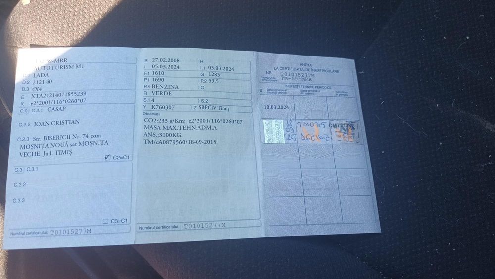 Vând Lada Niva 2008