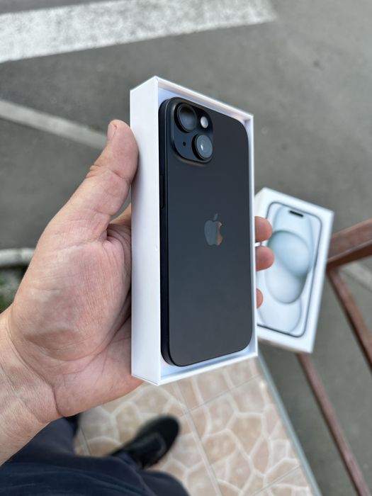 Iphone 15 Black 128 Gb neverlock 100% ca Nou