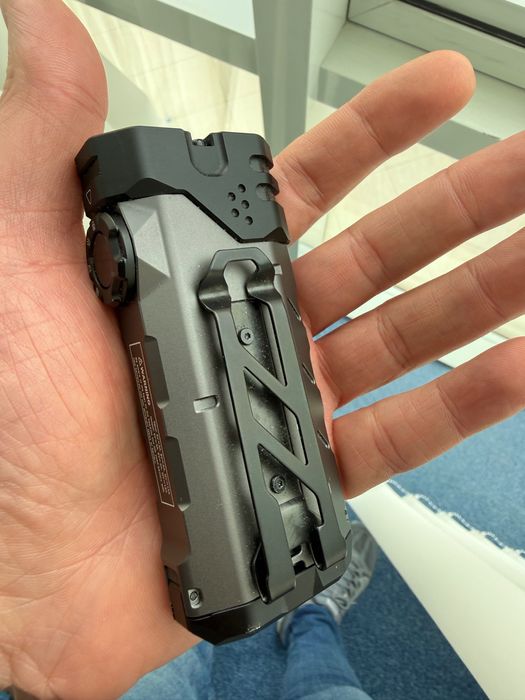 LED фенер с универсални функции EDC LOOP GEAR SK-05pro