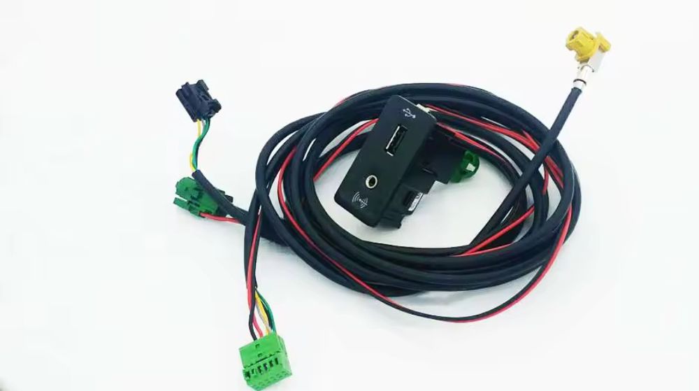 Vând Mib2.5 Unitate multimedia 5F Display 9.2 Vw Rama adaptoare, usb,