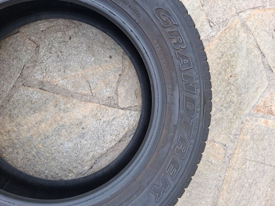 215 65 16 Dunlop Grandtrek Дот 23