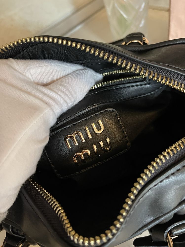 Чанта Miu Miu Arcadie черна