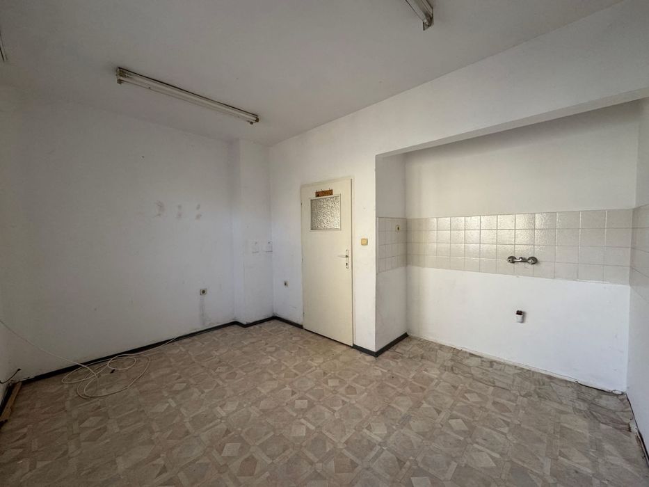 Етаж от Къща кв. Боровец гр. Търговище