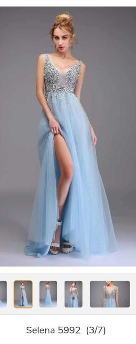 Синя бална рокля