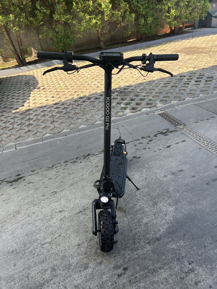 Електрическа тротинетка KUGOO G2 PRO
